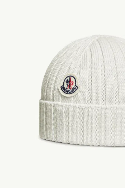 Moncler Ribbed Hat In White