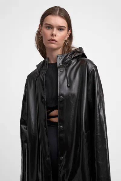 Stutterheim Stockholm Long Opal Raincoat In Black