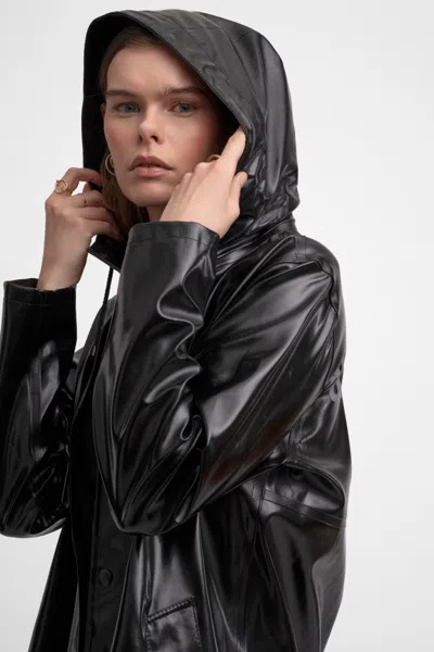 Stutterheim Stockholm Long Opal Raincoat In Black