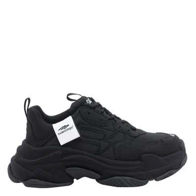Balenciaga Triple S Sporty Low-top Sneakers In Black