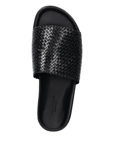 Vagabond Effie Woven Leather Slides In Black