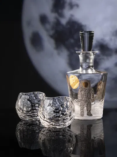 Artel Space Race Astronaut Moon-landing Decanter Set (1l) In Multi