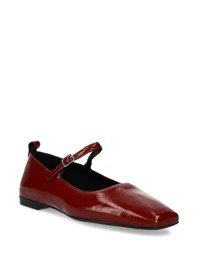 Vagabond Delia Patent Leather Ballet Flats In Brown