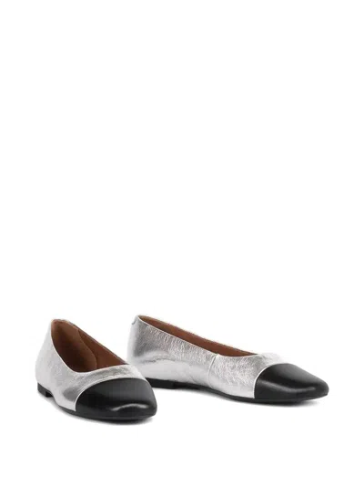 Vagabond Jolin Metallic Leather Ballet Flats In Silver