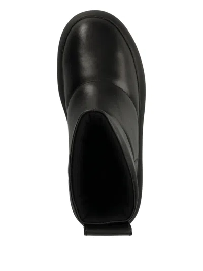 Vagabond Padded Platform Boots In Black