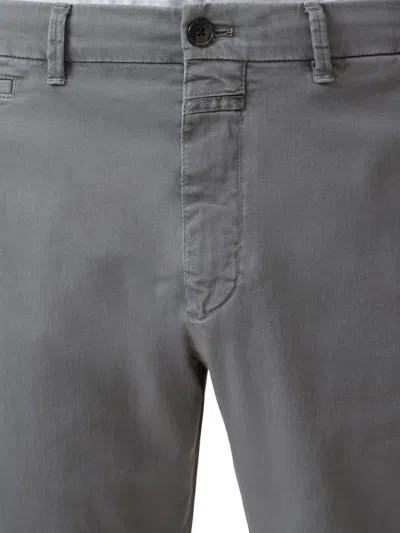 Closed Tacoma Tapered Trousers In Gray