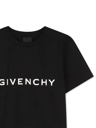 Givenchy Logo-print T-shirt In Black