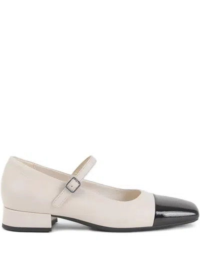 Vagabond 25mm Debbi Buckle-strap Cap-toe Pumps In White