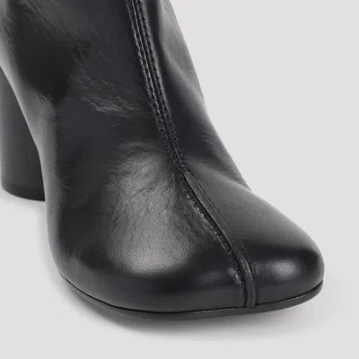 Mm6 Maison Margiela 70 Leather Ankle Boot In Black
