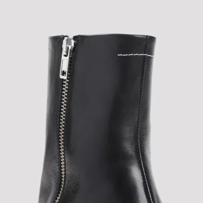 Mm6 Maison Margiela 70 Leather Ankle Boot In Black