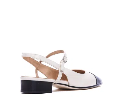 Carel Paris Flat Shoes In White