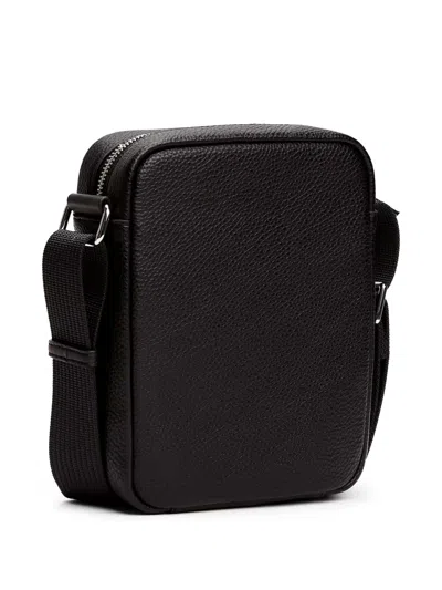 Tommy Hilfiger Zip-fastening Messenger Bag