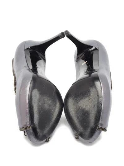Pre-owned Alexander Mcqueen Leather Heel Pumps