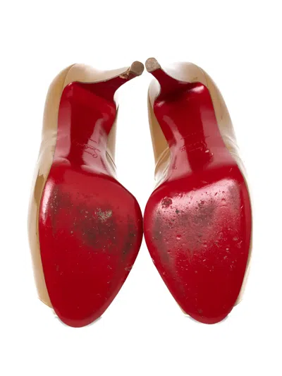 Pre-owned Christian Louboutin Leather Peep-toe Pumps In Neutral