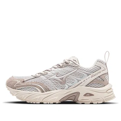 Mizuno (wmns)  Lg 2000 'wheat Beige' In Multi