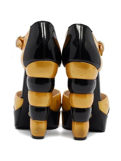Pre-owned Chanel Leather Platform Pumps In Black
