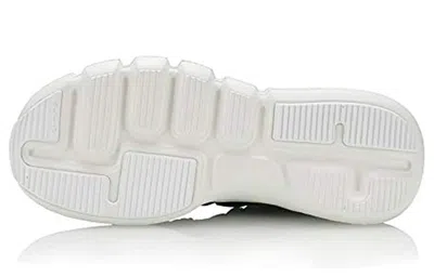 Li-ning (wmns)  Essence 2.3 High In Black