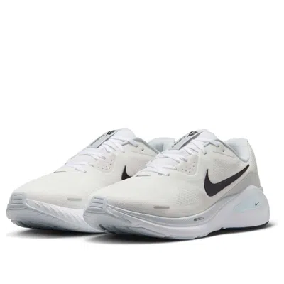 Nike Structure 26 'white Black' In Neutral