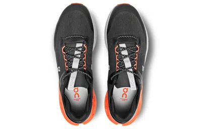 On Running Cloudnova Flux "black Flame" In Black