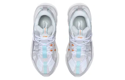 Li-ning (wmns)  Nebula M1 'grey White'