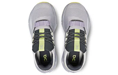 On Running (wmns)  Cloudnova 'pearl Zest' In White
