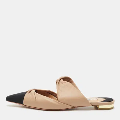Pre-owned Aquazzura Beige/black Leather And Fabric Twist Cap Toe Mules Size 35
