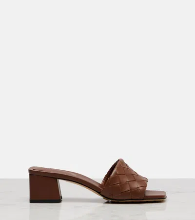 Bottega Veneta Parco 45 Intrecciato Leather Mules In Brown