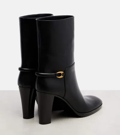 Saint Laurent Sulpice 80 Leather Ankle Boots In Black
