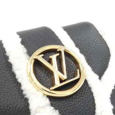 Pre-owned Louis Vuitton Black Leather Shoulder Bag ()