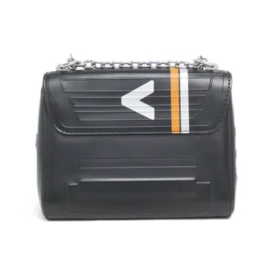 Pre-owned Louis Vuitton Black Leather Shoulder Bag ()