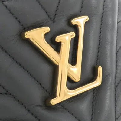 Pre-owned Louis Vuitton Black Leather Shoulder Bag ()