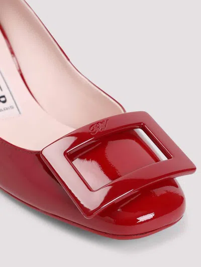 Roger Vivier Roundy Lacquered Ankle Strap Dec 45 Pumps