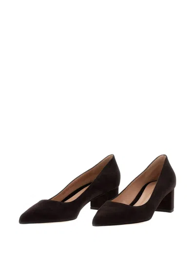 Gianvito Rossi Decollette Piper Pump In Black