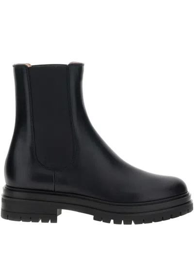 Gianvito Rossi Chester Leather Chelsea Boots In Black