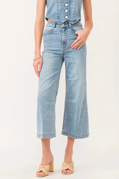 Dear John Denim Audrey Super High Rise Cropped Wide Leg Pants In Shelby Chambray In Blue