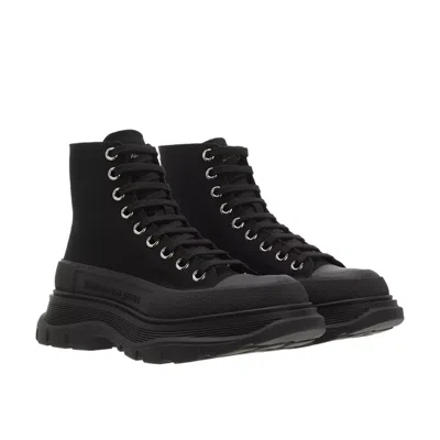 Alexander Mcqueen Tread Slick Boots