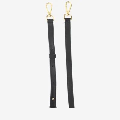 Jacquemus Women Le Chiquito Moyen Shoulder Bag In Black