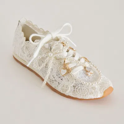 Dolce Vita Dayana Sneakers White Lace + Pearl Charm Bundle