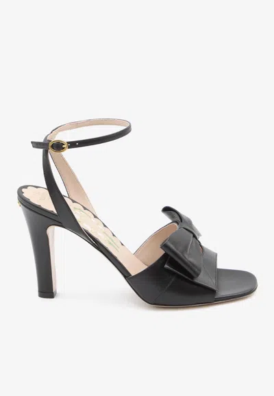 Valentino Décolleté Bowow Slingback In Black