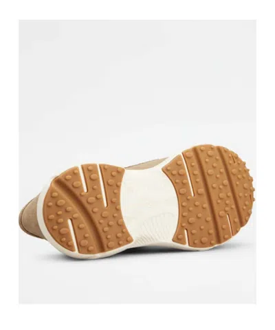 Tod's Round Toe Low-top Sneakers In Gold