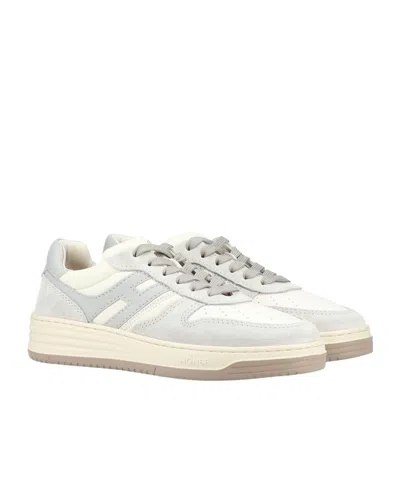 Hogan Sneakers With Perforated Toe Box And Contrasting Accents In White