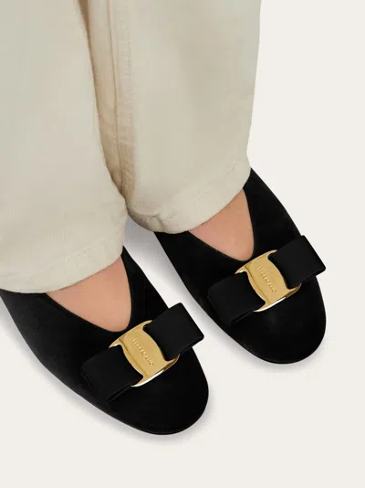 Ferragamo Vara Bow Ballet Flats