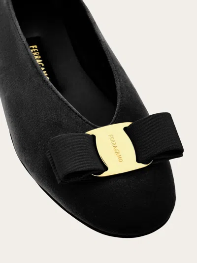 Ferragamo Vara Bow Ballet Flats