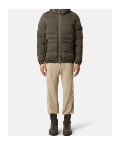 Stone Island Hooded Down Jacket With Seamless Feather Tunnels And Anti-drop In Green
