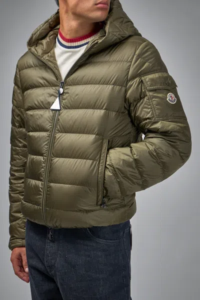 Moncler Laveraet Puffer Jacket In Green