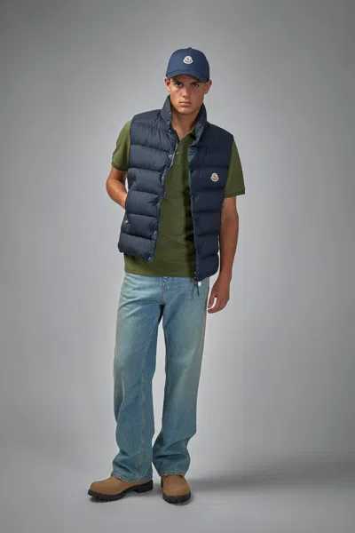 Moncler Embroidered Logo Cotton Piquet Polo Shirt In Green