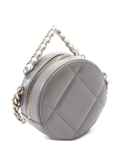 Pre-owned Chanel 2021  19 Round Cross Body Bag In Gray