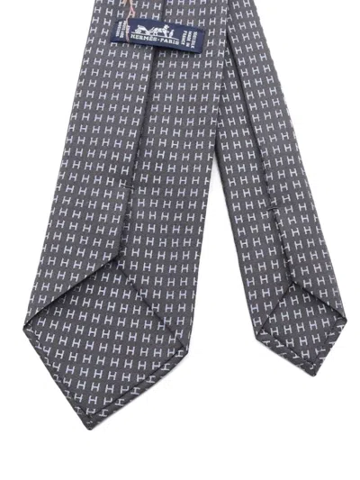 Pre-owned Hermes 20s Faconnee H Silk Tie In Gray