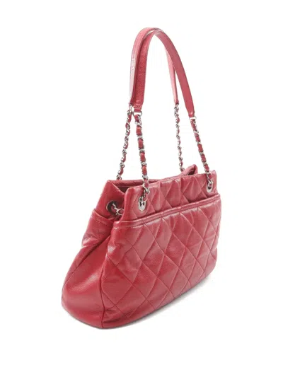 Pre-owned Chanel 2012 Diamond-quilted Tote Bag In Red