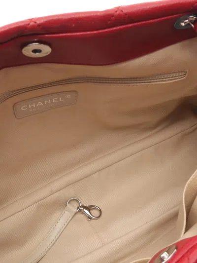 Pre-owned Chanel 2012 Diamond-quilted Tote Bag In Red